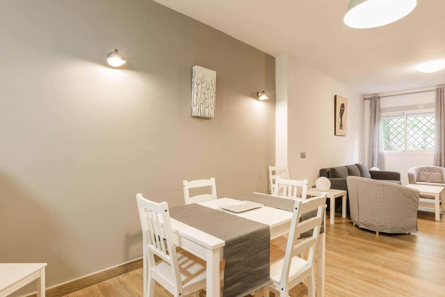 La Pimentera Central Apartments - Con Patio Privado ماربيا المظهر الخارجي الصورة
