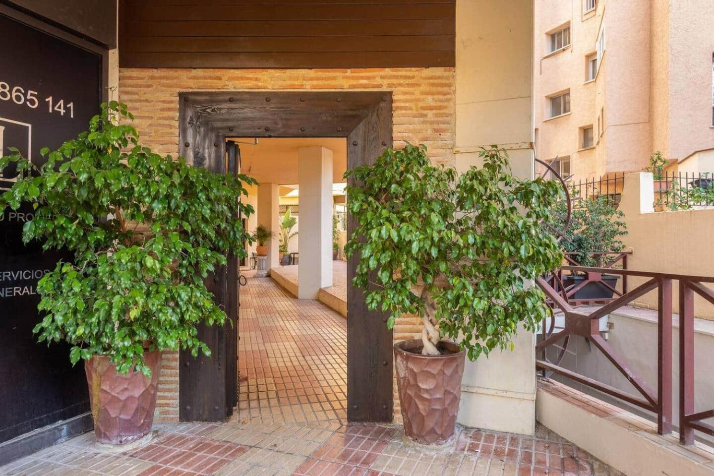 La Pimentera Central Apartments - Con Patio Privado ماربيا المظهر الخارجي الصورة